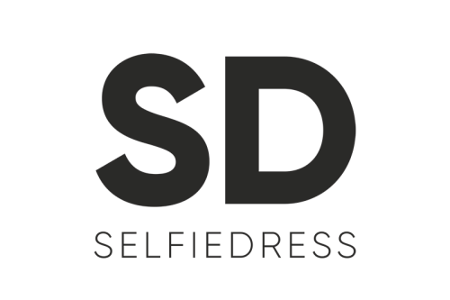 Дизайнер SELFIEDRESS